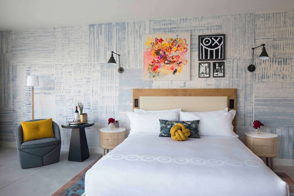 Hotel 50 Bowery, part of JdV by Hyatt — Hotel rooms in New York City, New York State