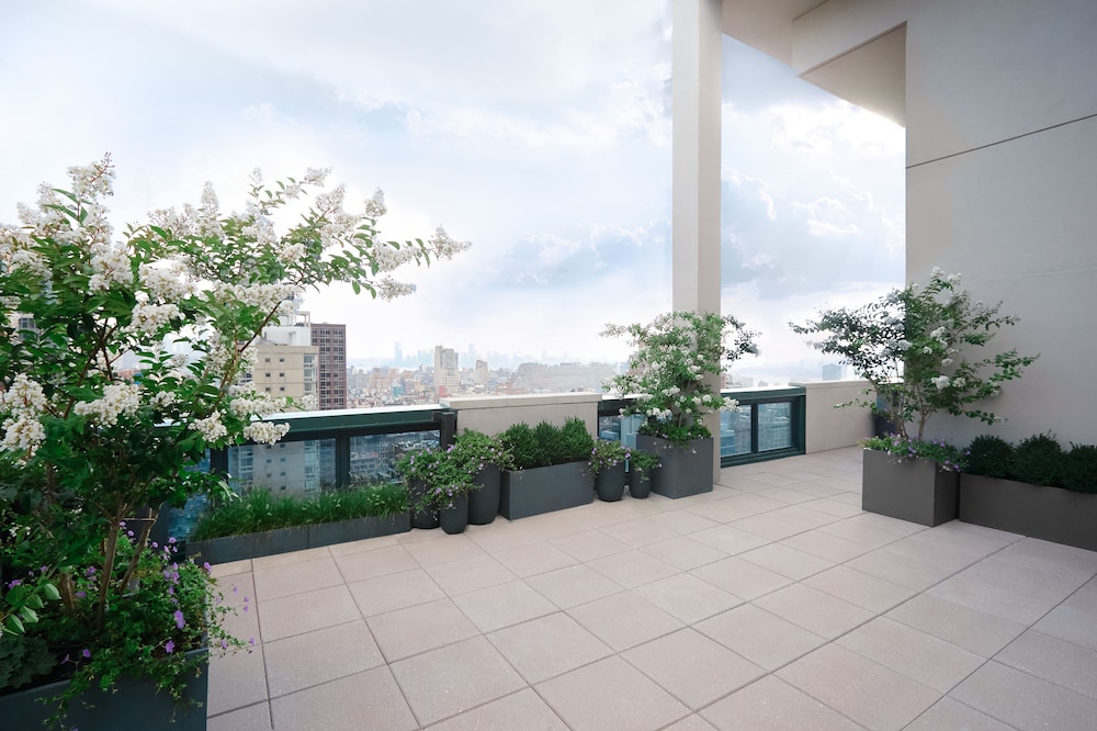 Hyatt House New York/Chelsea — Hotel building in New York City, New York State