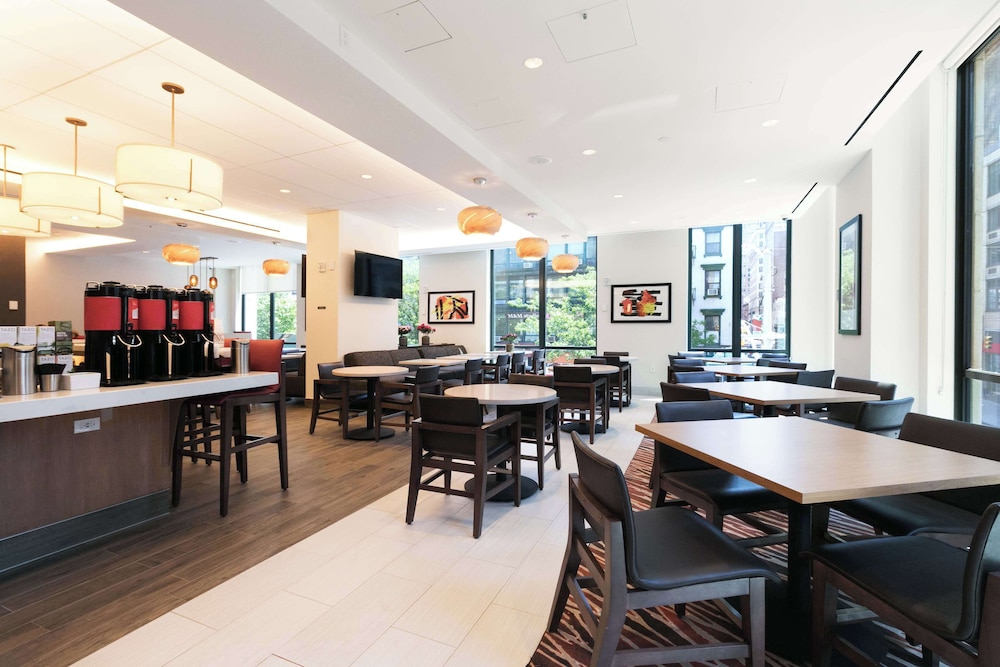 Hyatt House New York/Chelsea — Restaurant & bars in New York City, New York State
