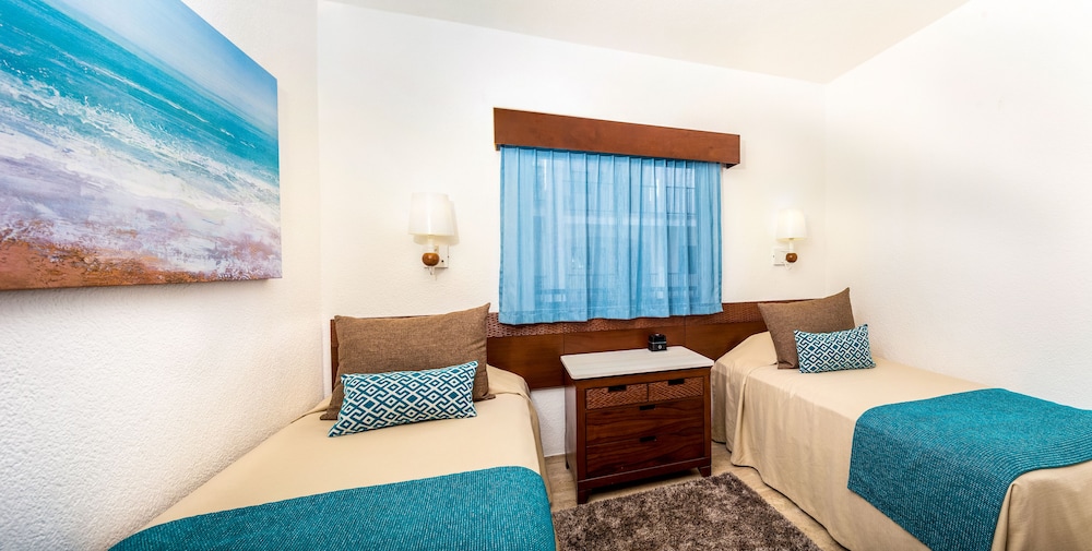 The Royal Cancun All Suites Resort — Hotel rooms in Cancun, Quintana Roo