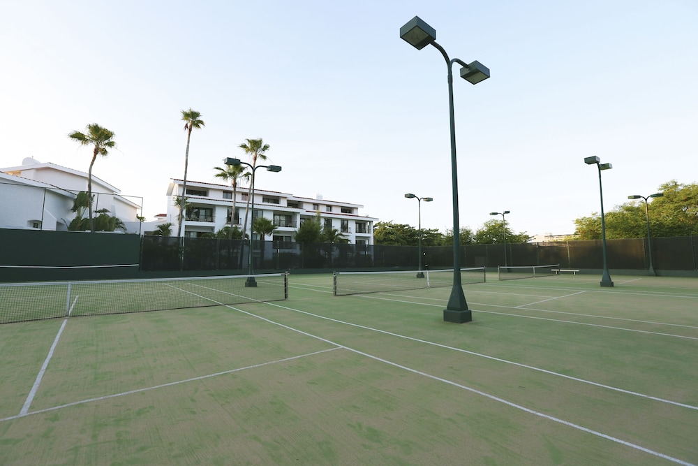 The Royal Cancun All Suites Resort — Sports & recreation in Cancun, Quintana Roo