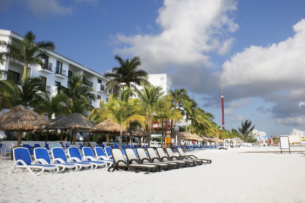 The Royal Cancun All Suites Resort — Beach in Cancun, Quintana Roo