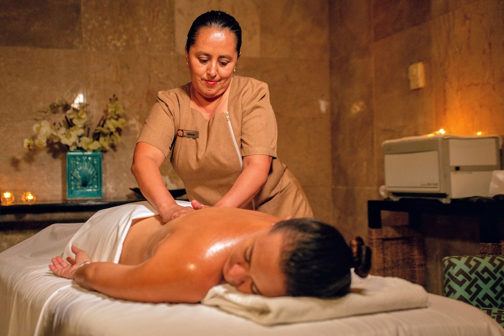 Family Villas By Wyndham Grand Cancún All Inclusive — Spa in Cancun, Quintana Roo