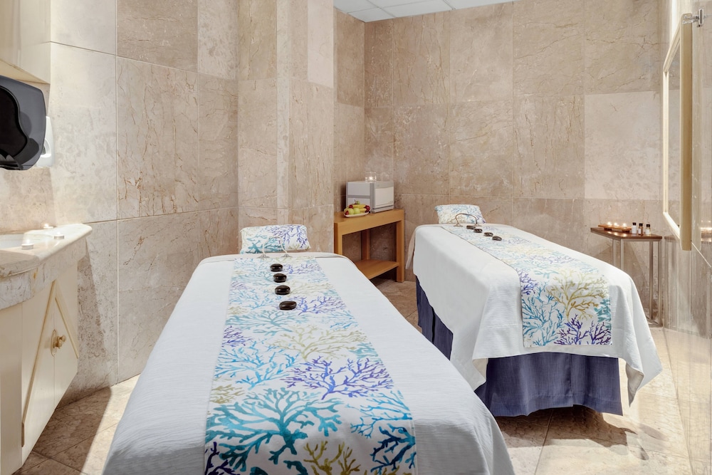 Family Villas By Wyndham Grand Cancún All Inclusive — Spa in Cancun, Quintana Roo