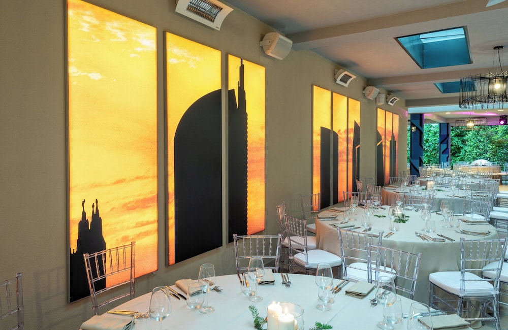 NYX Hotel Milan by Leonardo Hotels — Restaurant & bars in Milan, Lombardy