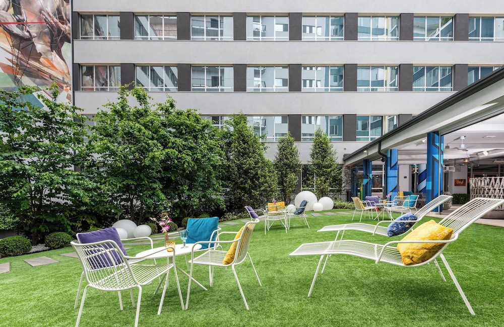 NYX Hotel Milan by Leonardo Hotels — Hotel building in Milan, Lombardy