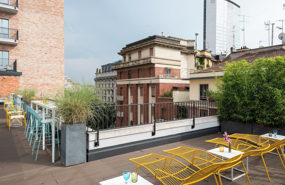 NYX Hotel Milan by Leonardo Hotels — Hotel building in Milan, Lombardy