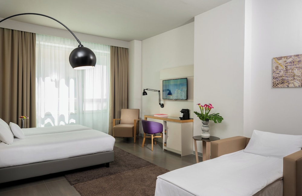 NYX Hotel Milan by Leonardo Hotels — Hotel rooms in Milan, Lombardy
