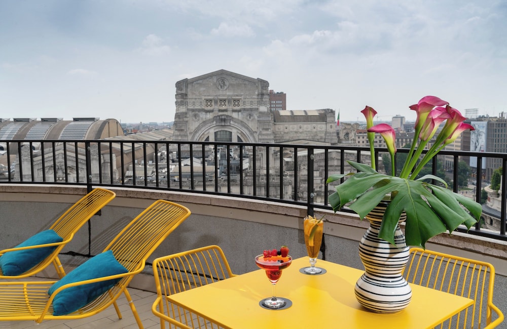 NYX Hotel Milan by Leonardo Hotels — Restaurant & bars in Milan, Lombardy