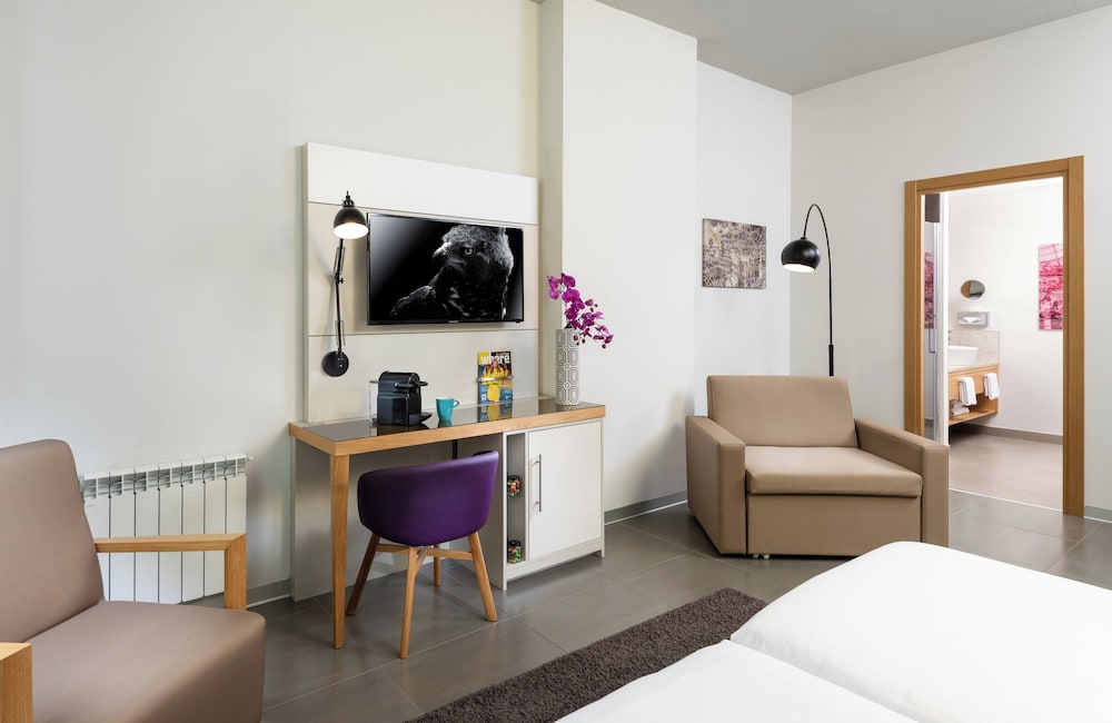 NYX Hotel Milan by Leonardo Hotels — Hotel rooms in Milan, Lombardy