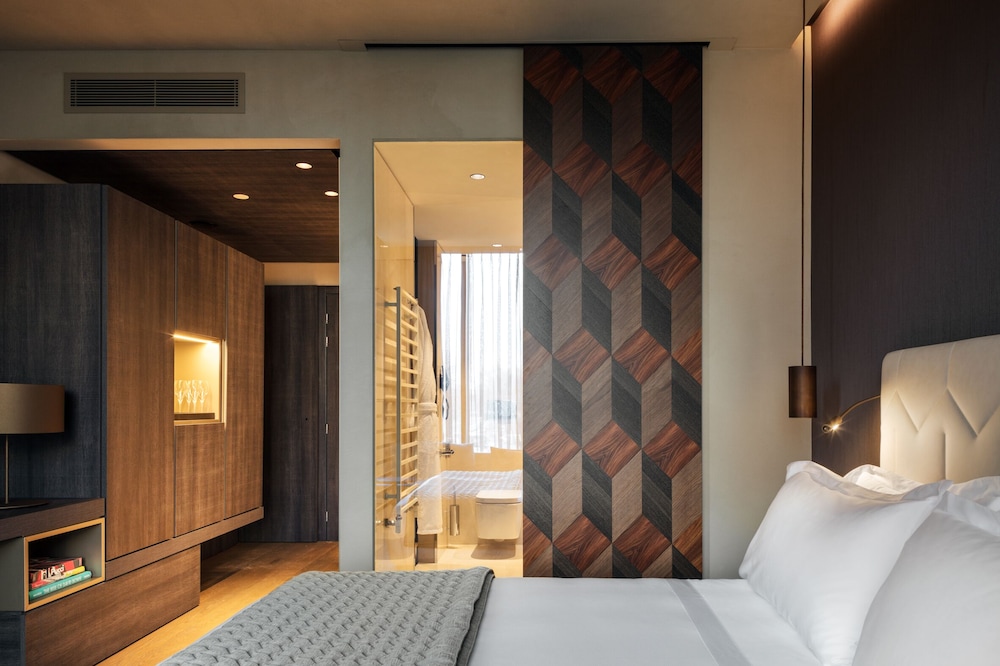 Hotel Viu Milan, a Member of Design Hotels — Hotel rooms in Milan, Lombardy