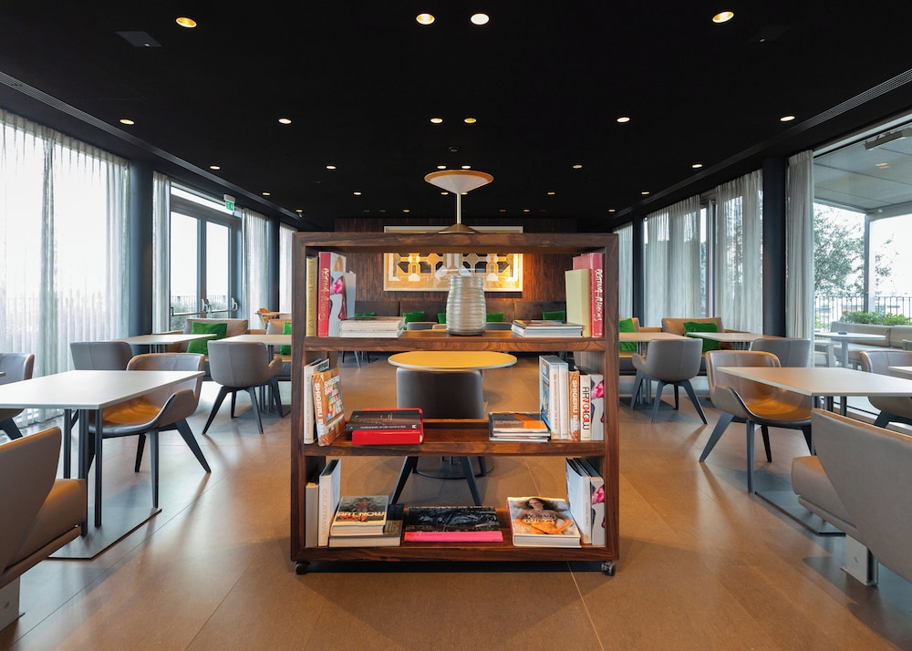 Hotel Viu Milan, a Member of Design Hotels — Restaurant & bars in Milan, Lombardy