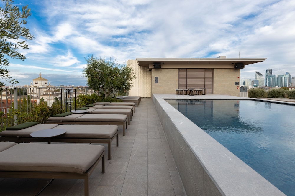 Hotel Viu Milan, a Member of Design Hotels — Swimming pool in Milan, Lombardy