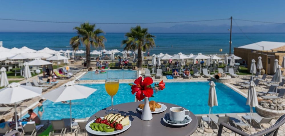 Acharavi Beach Hotel — Swimming pool in Acharavi, Ionian Islands