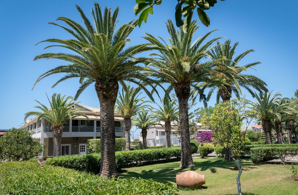 Acharavi Beach Hotel — Hotel building in Acharavi, Ionian Islands