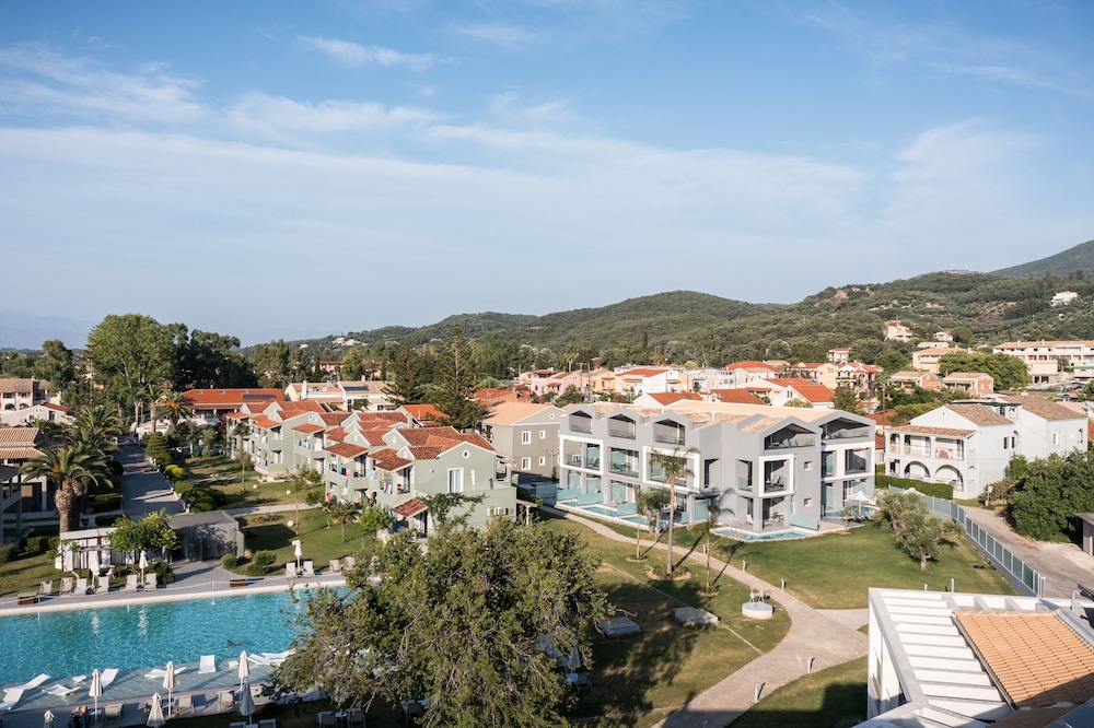 Acharavi Beach Hotel — Hotel building in Acharavi, Ionian Islands