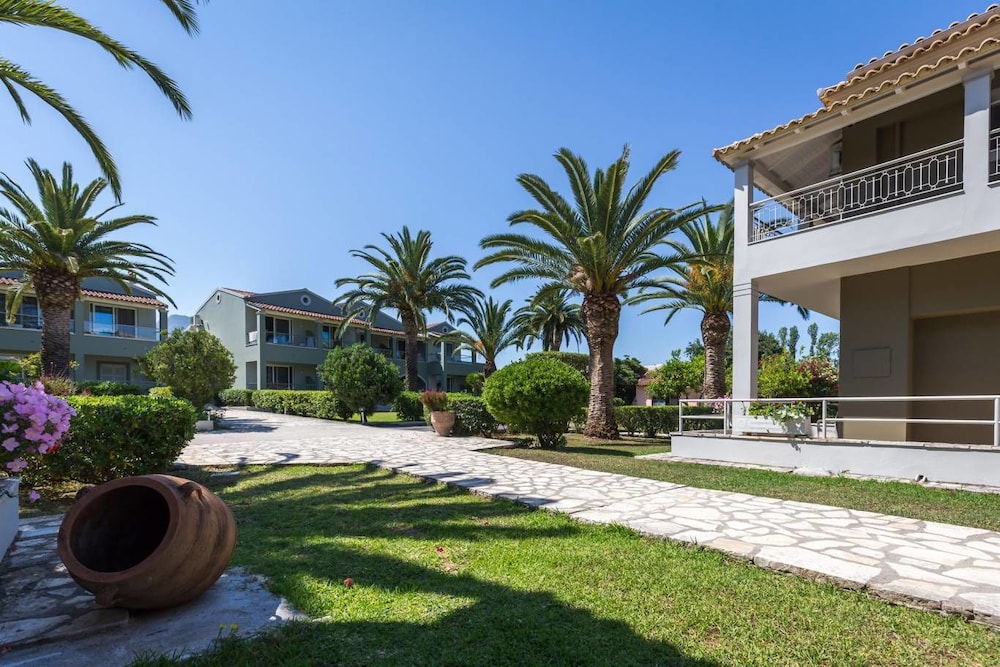 Acharavi Beach Hotel — Hotel building in Acharavi, Ionian Islands