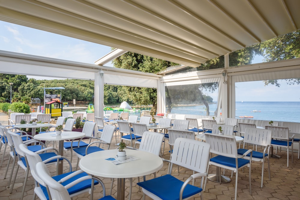Maistra Select Petalon Resort — Restaurant & bars in Vrsar, Istria