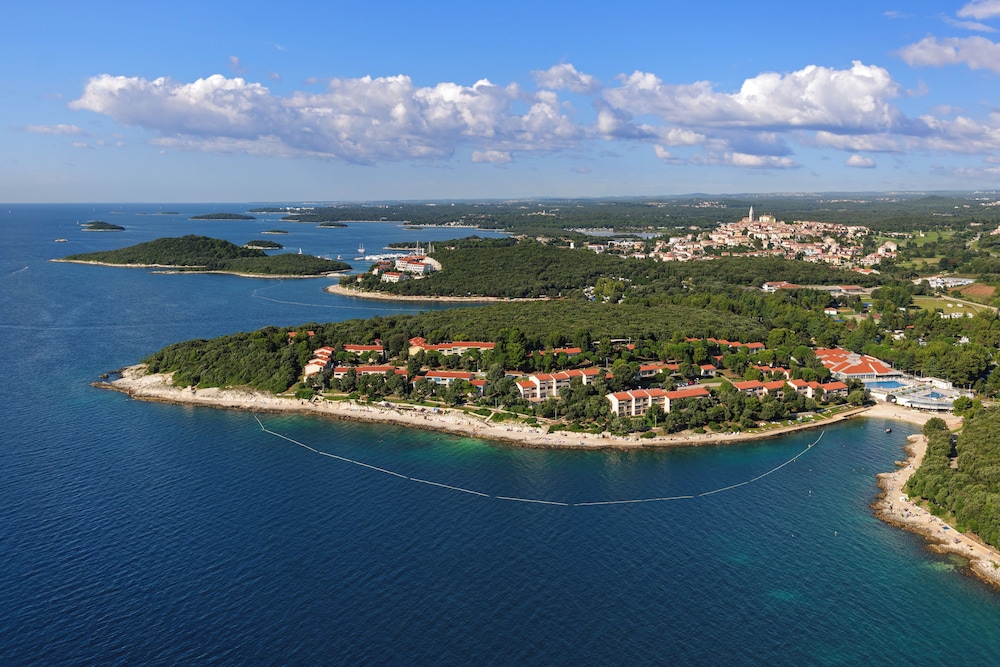 Maistra Select Petalon Resort — Beach in Vrsar, Istria