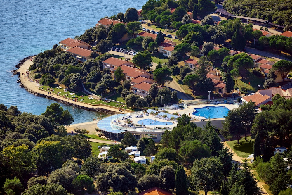 Maistra Select Petalon Resort — Swimming pool in Vrsar, Istria