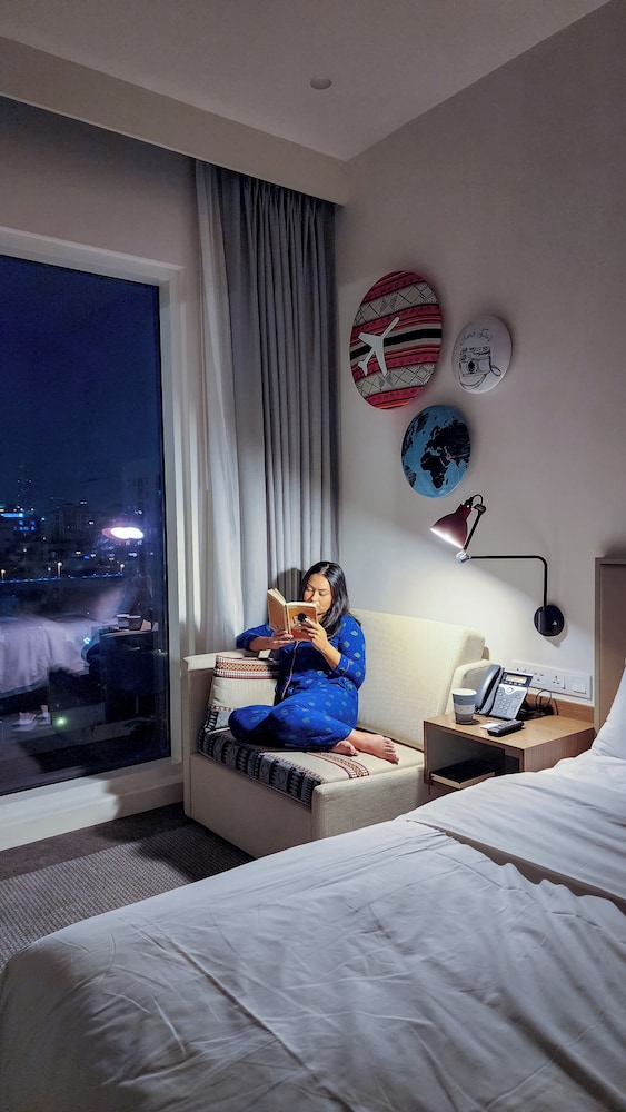 Rove Bur Dubai Healthcare City — Hotel rooms in Dubai