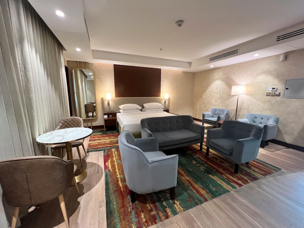 City Seasons Suites — Hotel rooms in Dubai