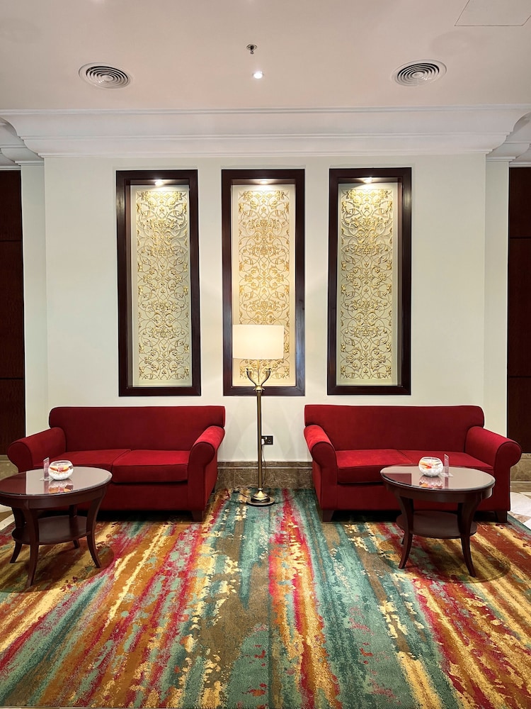 City Seasons Suites — Hotel rooms in Dubai