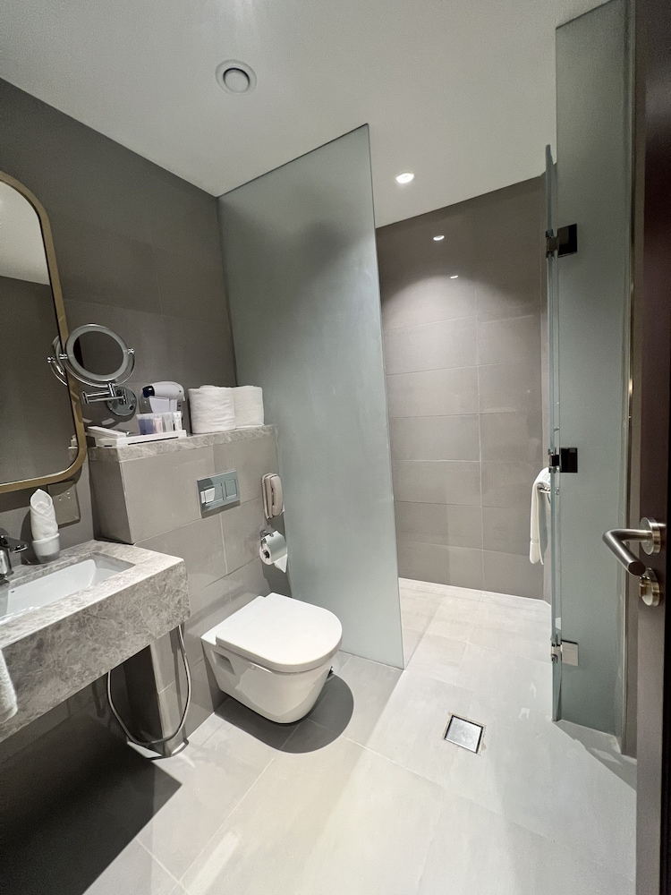 City Seasons Suites — Hotel rooms in Dubai