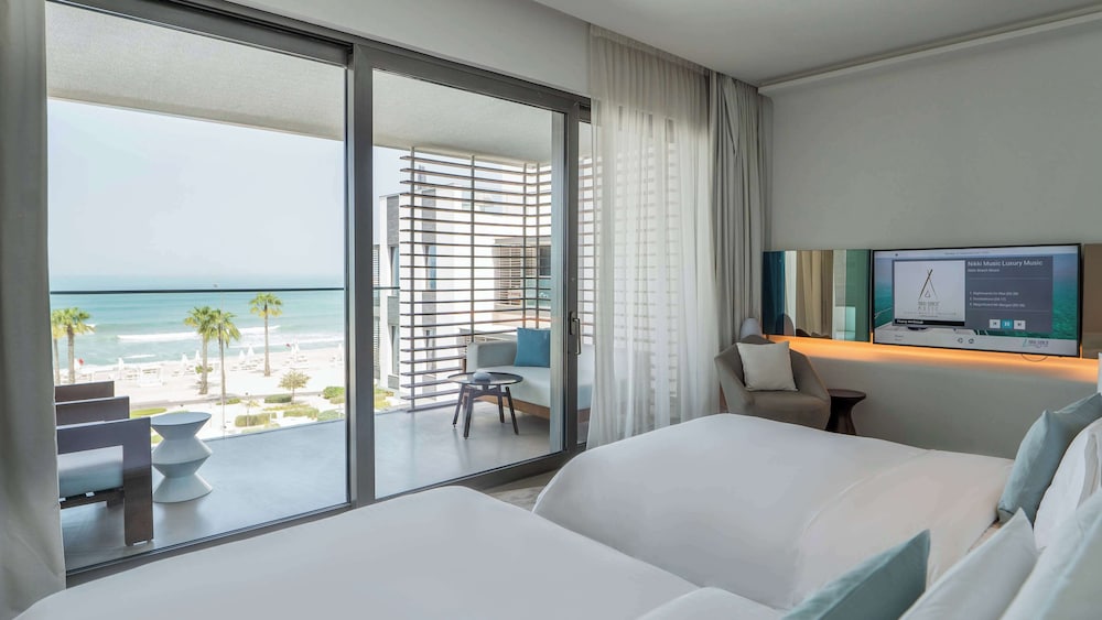 Nikki Beach Resort & Spa Dubai — Hotel rooms in Dubai