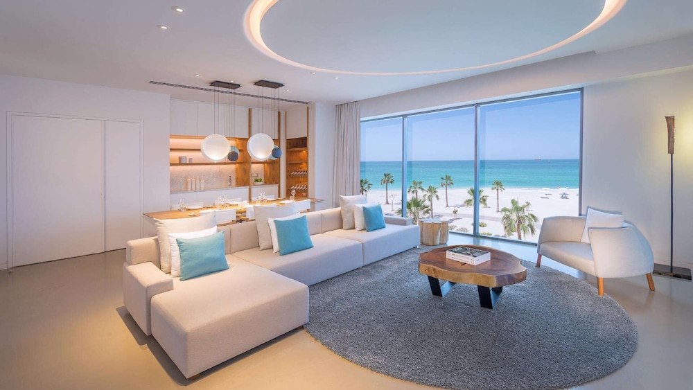 Nikki Beach Resort & Spa Dubai — Hotel rooms in Dubai
