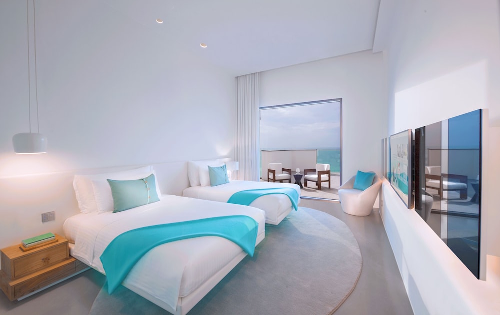 Nikki Beach Resort & Spa Dubai — Hotel rooms in Dubai