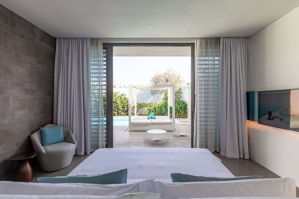 Nikki Beach Resort & Spa Dubai — Hotel rooms in Dubai