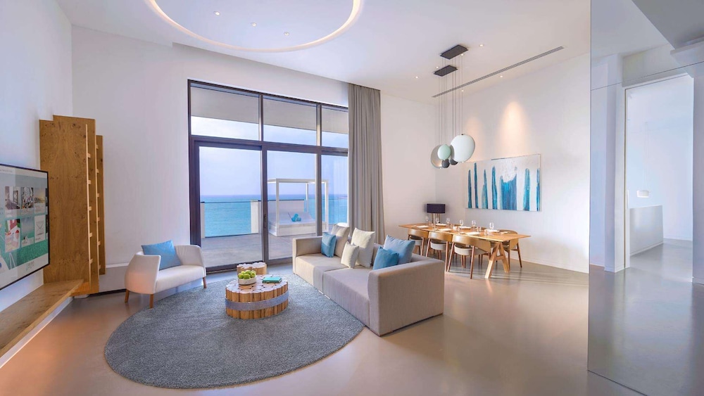 Nikki Beach Resort & Spa Dubai — Hotel rooms in Dubai