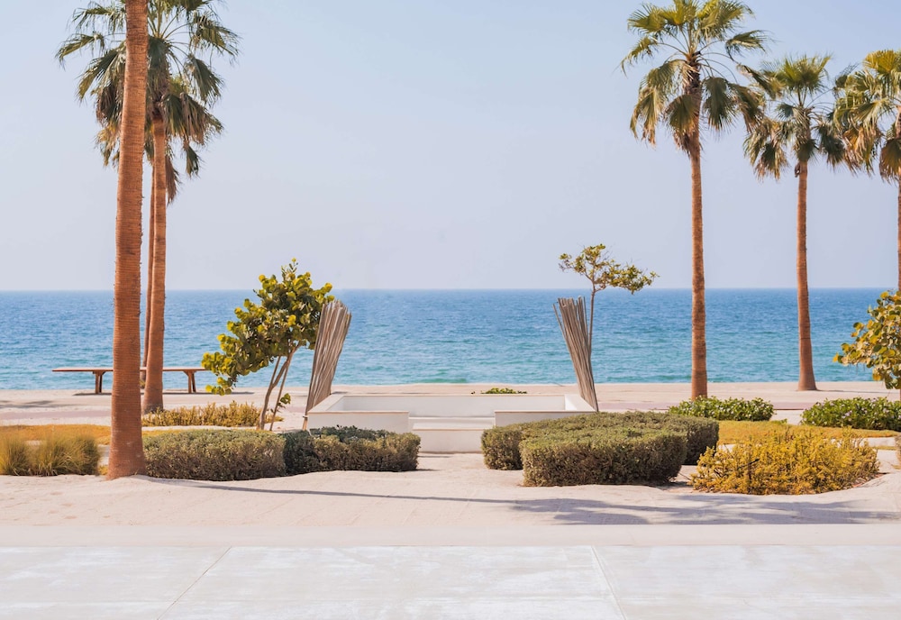 Nikki Beach Resort & Spa Dubai — Beach in Dubai