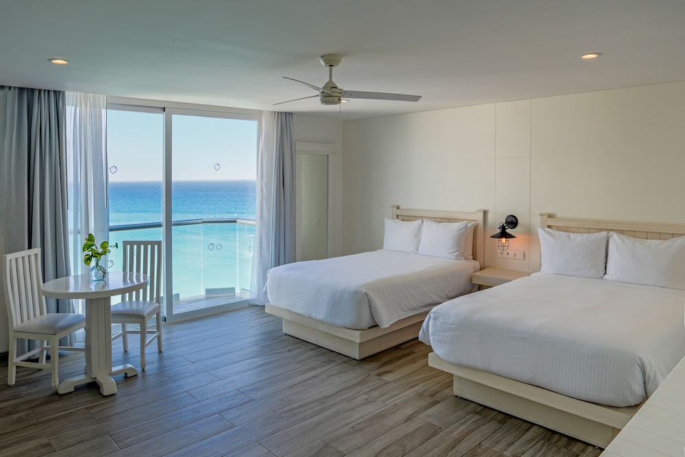 Oleo Cancun Playa All Inclusive Resort — Hotel rooms in Cancun, Quintana Roo