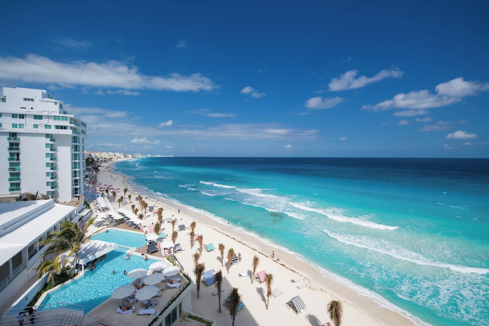 Oleo Cancun Playa All Inclusive Resort — Beach in Cancun, Quintana Roo