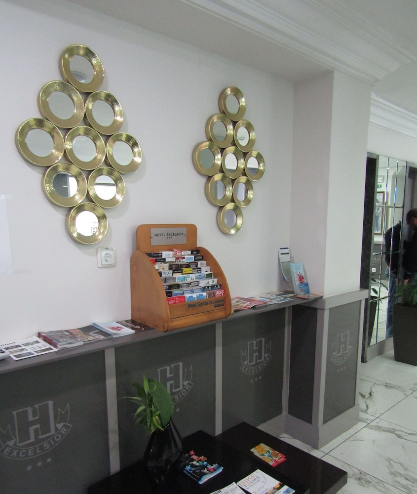 Hotel Excelsior — Hotel building in Lisbon, Lisboa