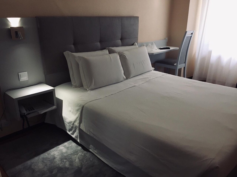 Hotel Excelsior — Hotel rooms in Lisbon, Lisboa