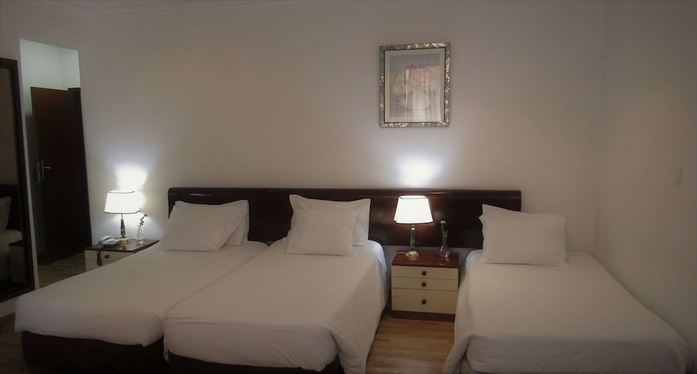 Hotel Excelsior — Hotel rooms in Lisbon, Lisboa