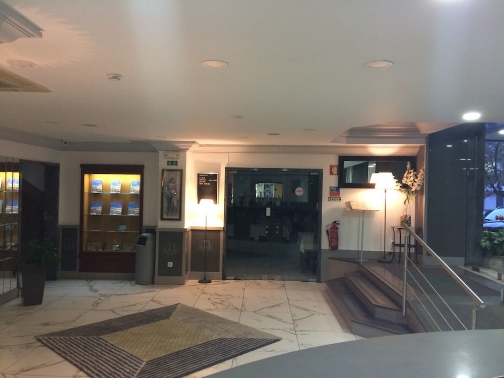 Hotel Excelsior — Restaurant & bars in Lisbon, Lisboa