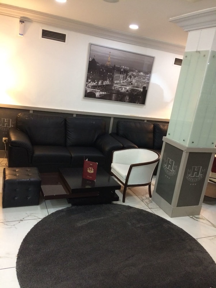 Hotel Excelsior — Hotel building in Lisbon, Lisboa