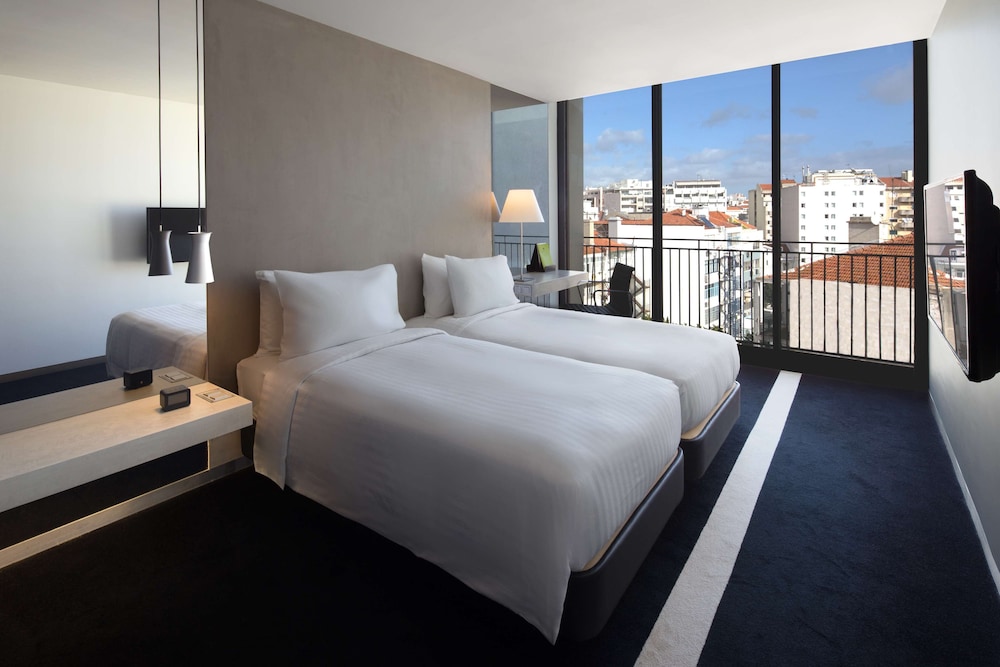 DoubleTree by Hilton Hotel Lisbon - Fontana Park - zdjęcie 3