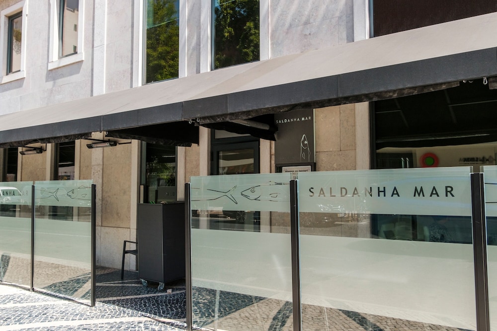 DoubleTree by Hilton Hotel Lisbon - Fontana Park - zdjęcie 4