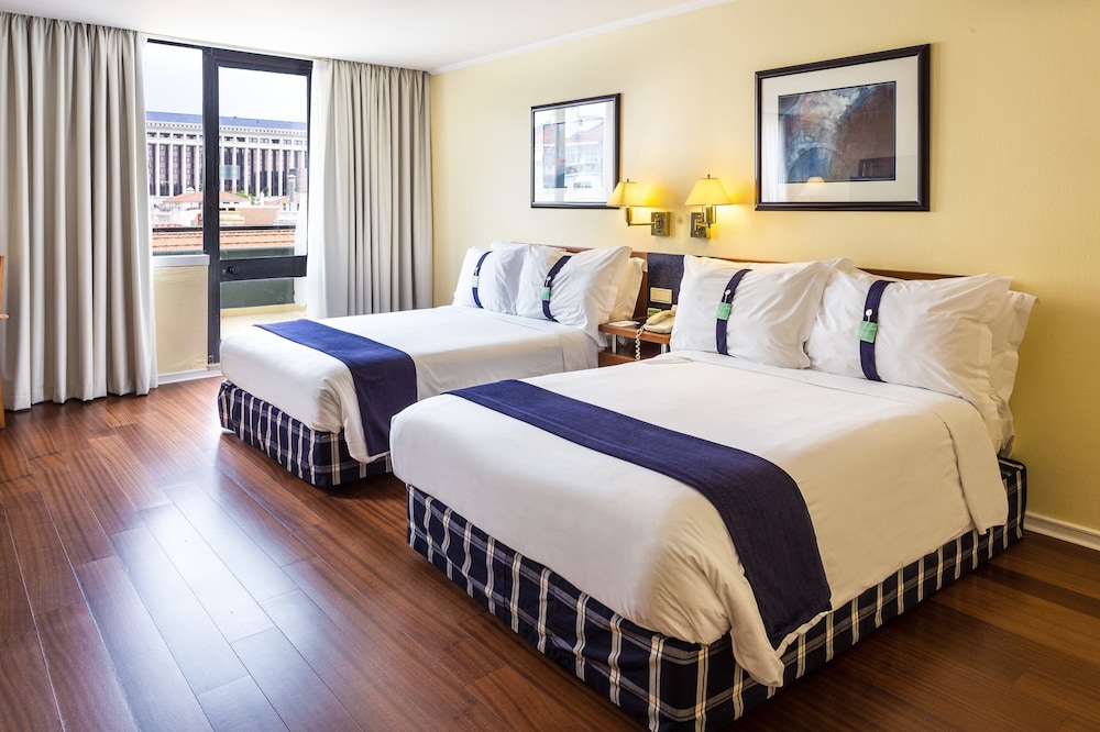 Holiday Inn Lisbon by IHG — Hotel rooms in Lisbon, Lisboa