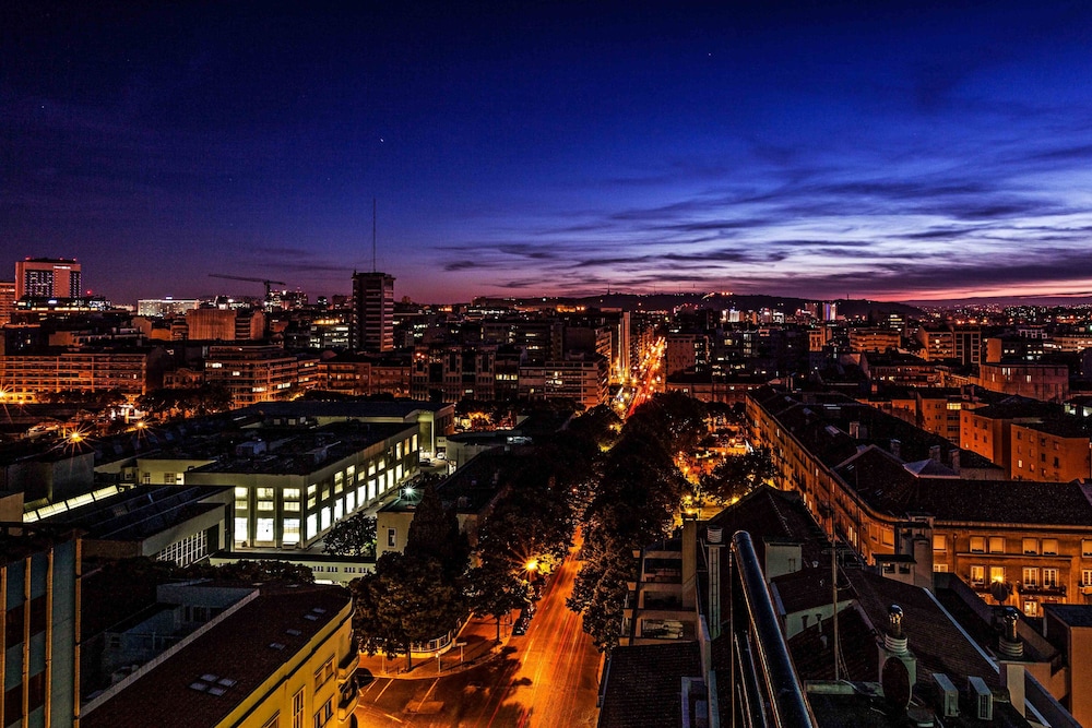 Holiday Inn Lisbon by IHG — Attractions in the area in Lisbon, Lisboa