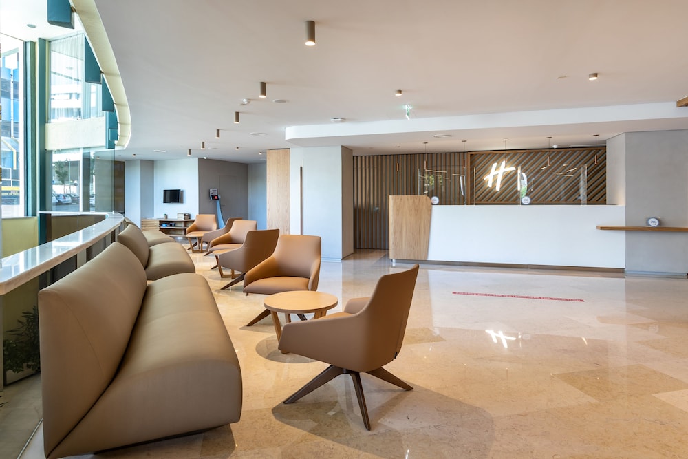 Holiday Inn Lisbon by IHG — Hotel building in Lisbon, Lisboa