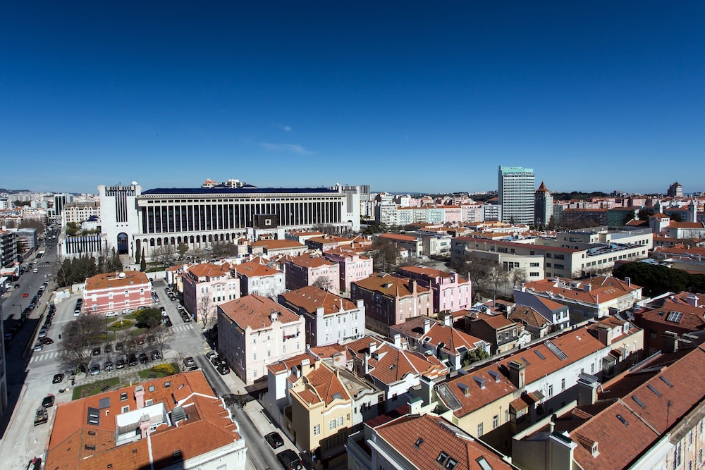 Holiday Inn Lisbon by IHG — Attractions in the area in Lisbon, Lisboa