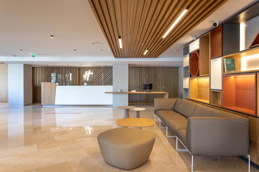 Holiday Inn Lisbon by IHG — Hotel building in Lisbon, Lisboa