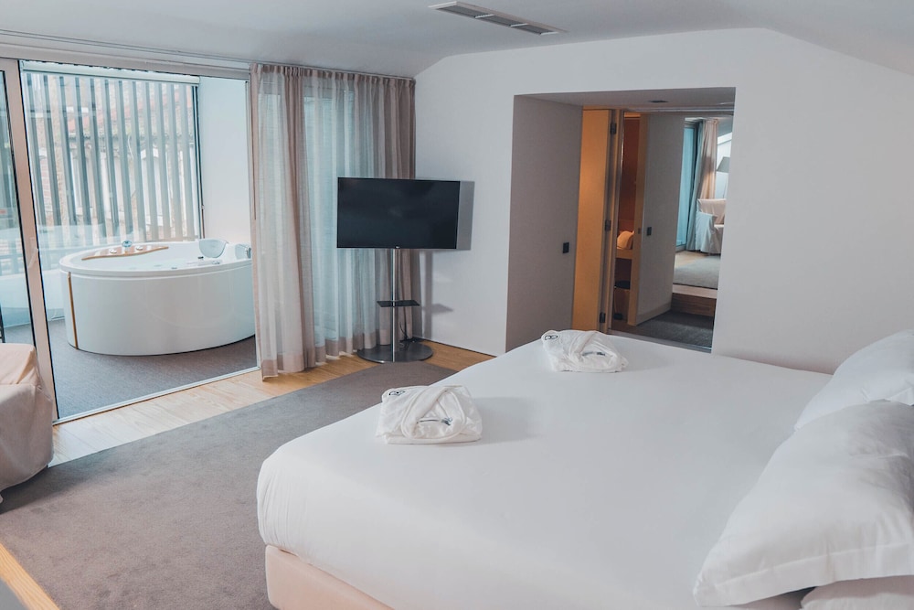 Inspira Liberdade Boutique Hotel — Hotel rooms in Lisbon, Lisboa