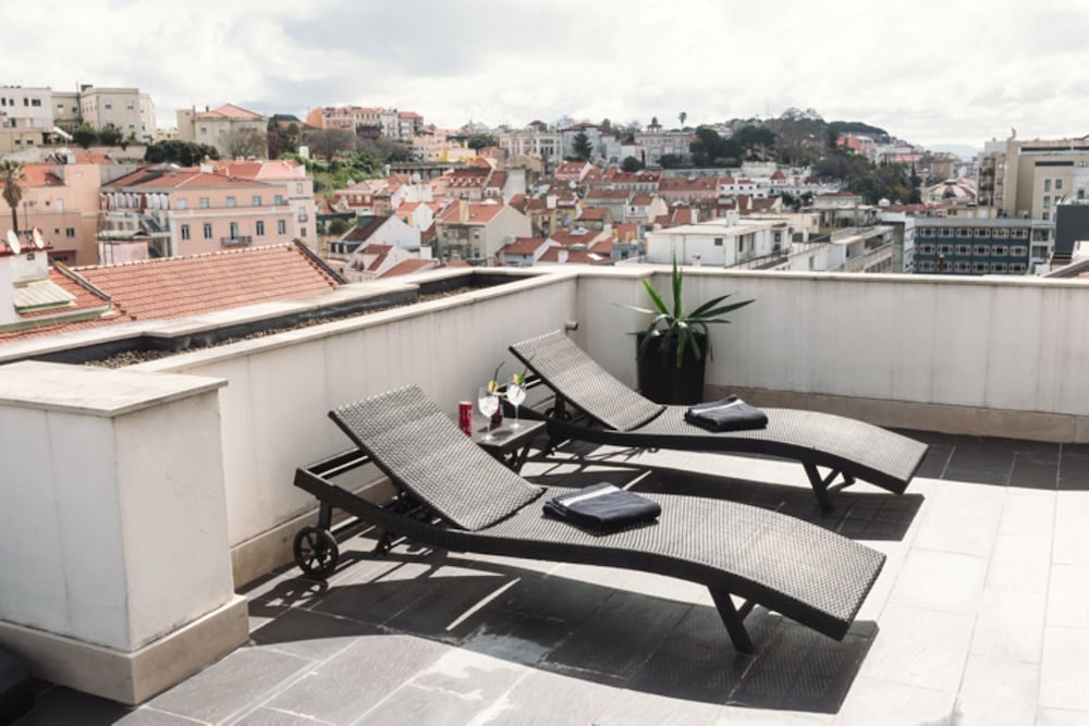 Hotel Lisboa — Hotel rooms in Lisbon, Lisboa